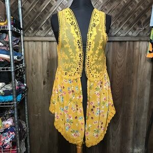 🦋 Boho Floral Lace Vest